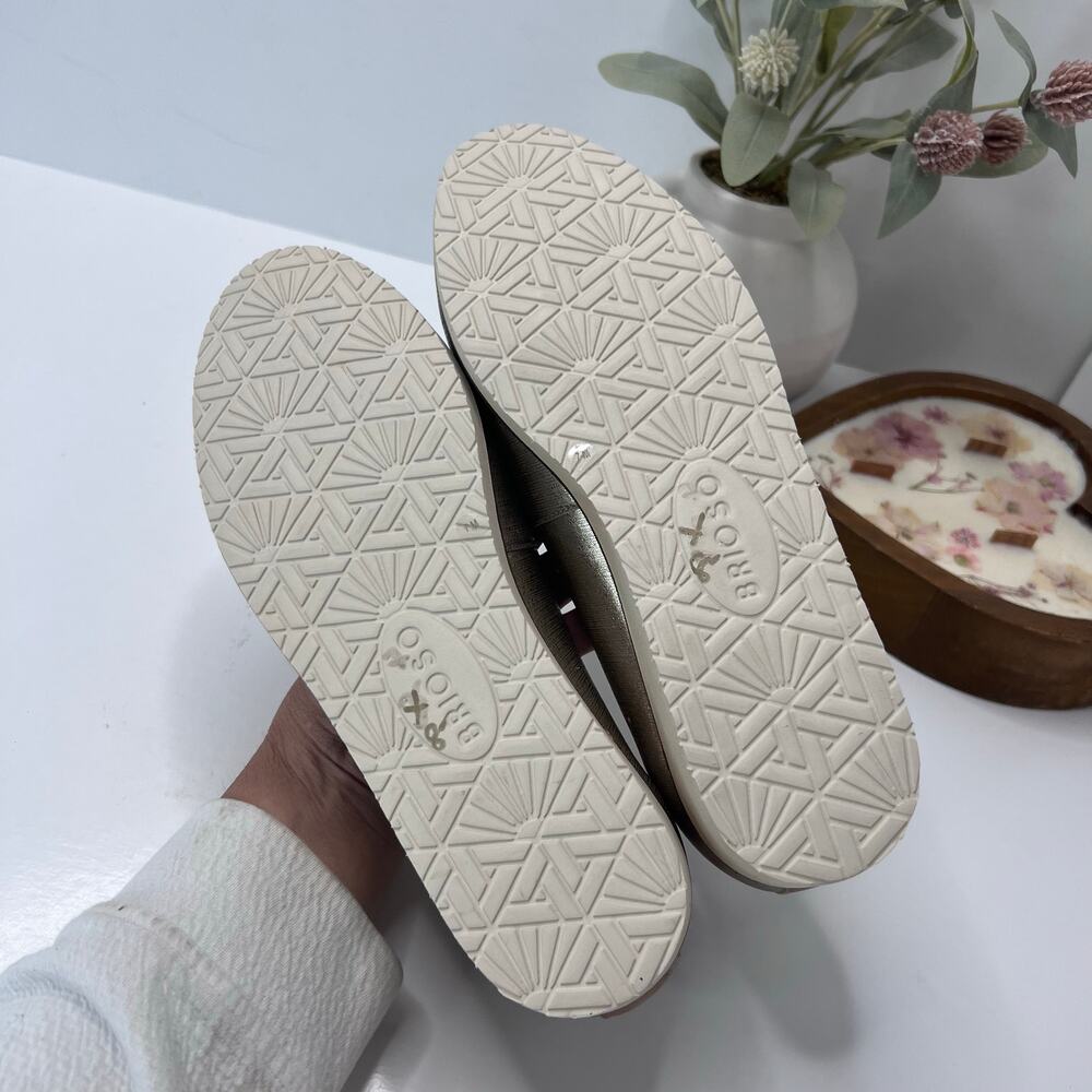 Brioso Emmaline Leather Ballet Flat Metallic Champagne Gold Women's 7M Tried On - Picture 8 of 9